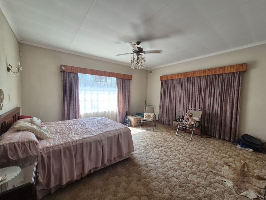 4 Bedroom Property for Sale in Bishops Bay Free State